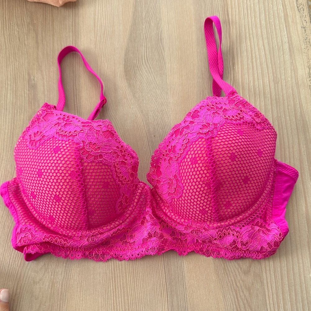 Natori Hot Pink Lace Plunge Bra